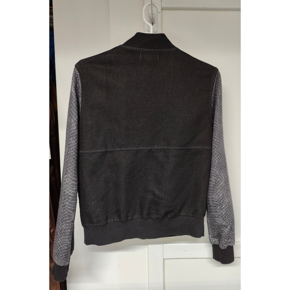 Adidas Original faux denim jacket - Picture 2 of 5